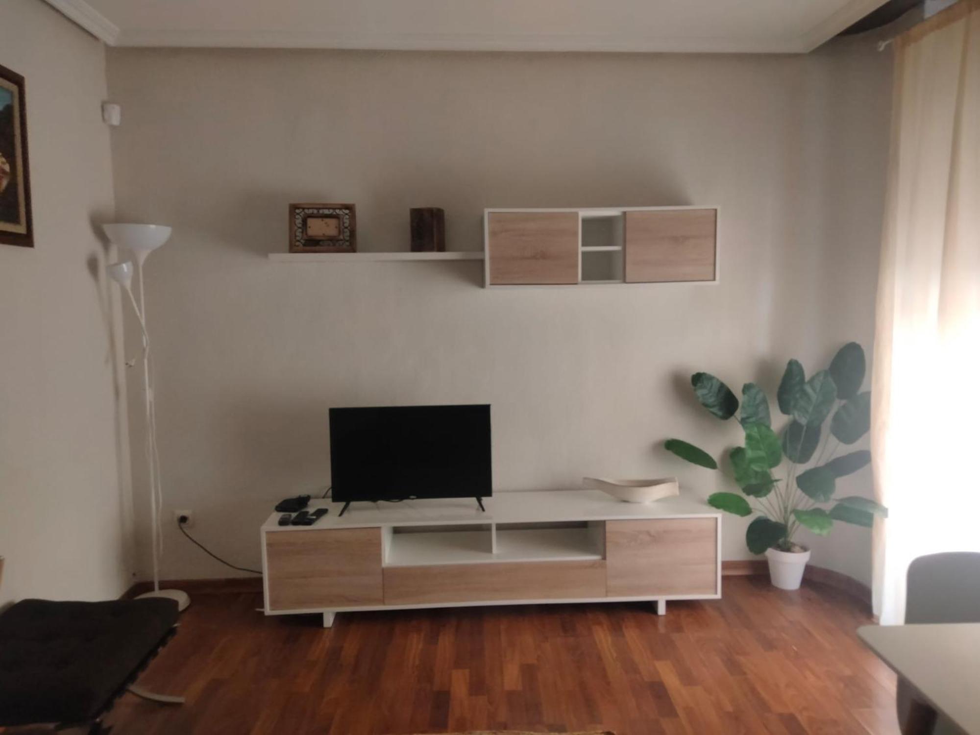 Delsan Apartment Линарес Екстериор снимка