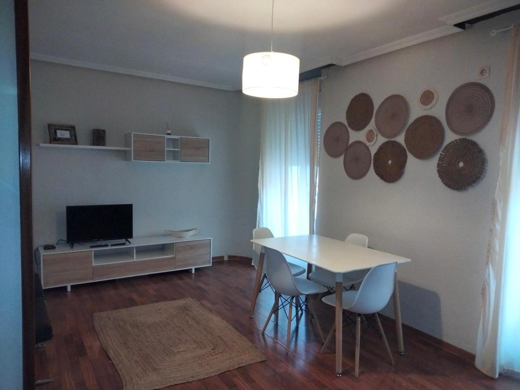 Delsan Apartment Линарес Екстериор снимка