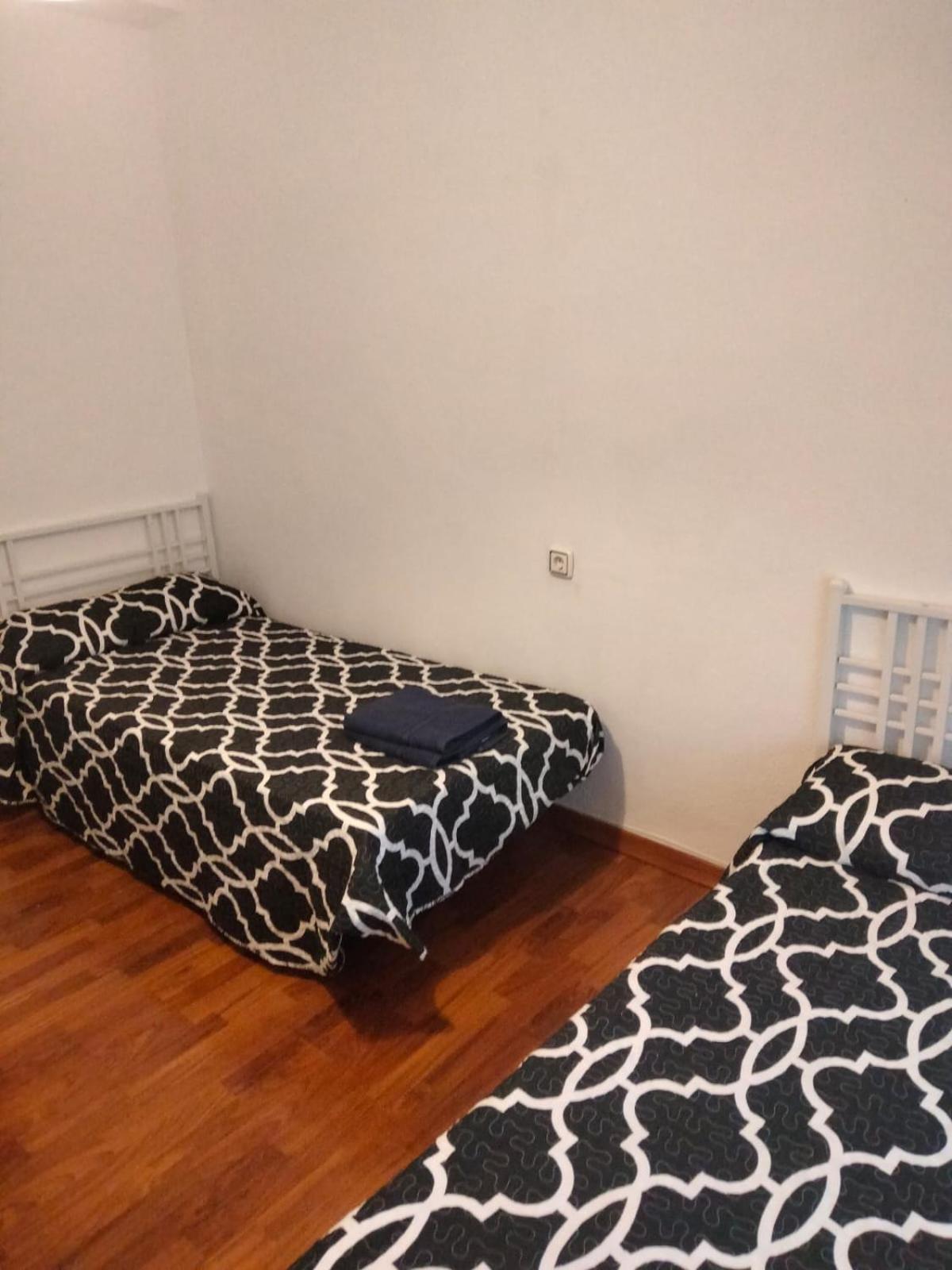Delsan Apartment Линарес Екстериор снимка