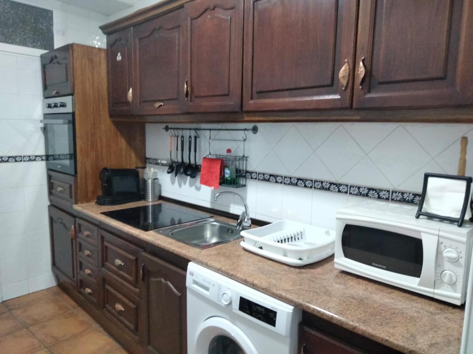 Delsan Apartment Линарес Екстериор снимка